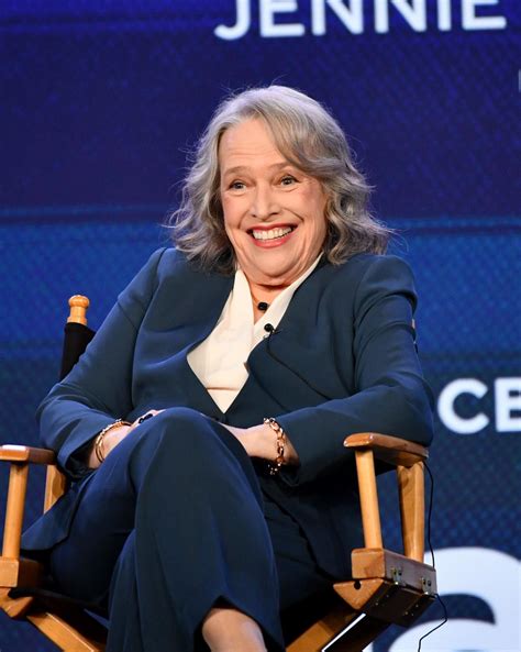 Kathy Bates likes not having breasts after cancer